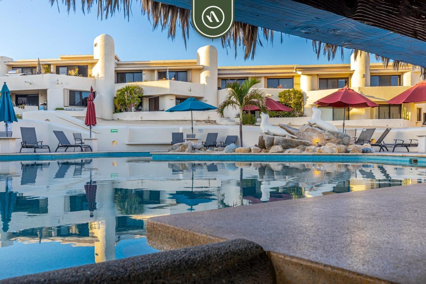 Apartment Oceanfront With Private Balcony - Pool *