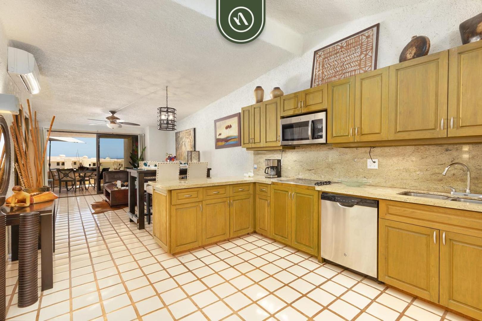 Oceanfront With Private Balcony - Pool *
