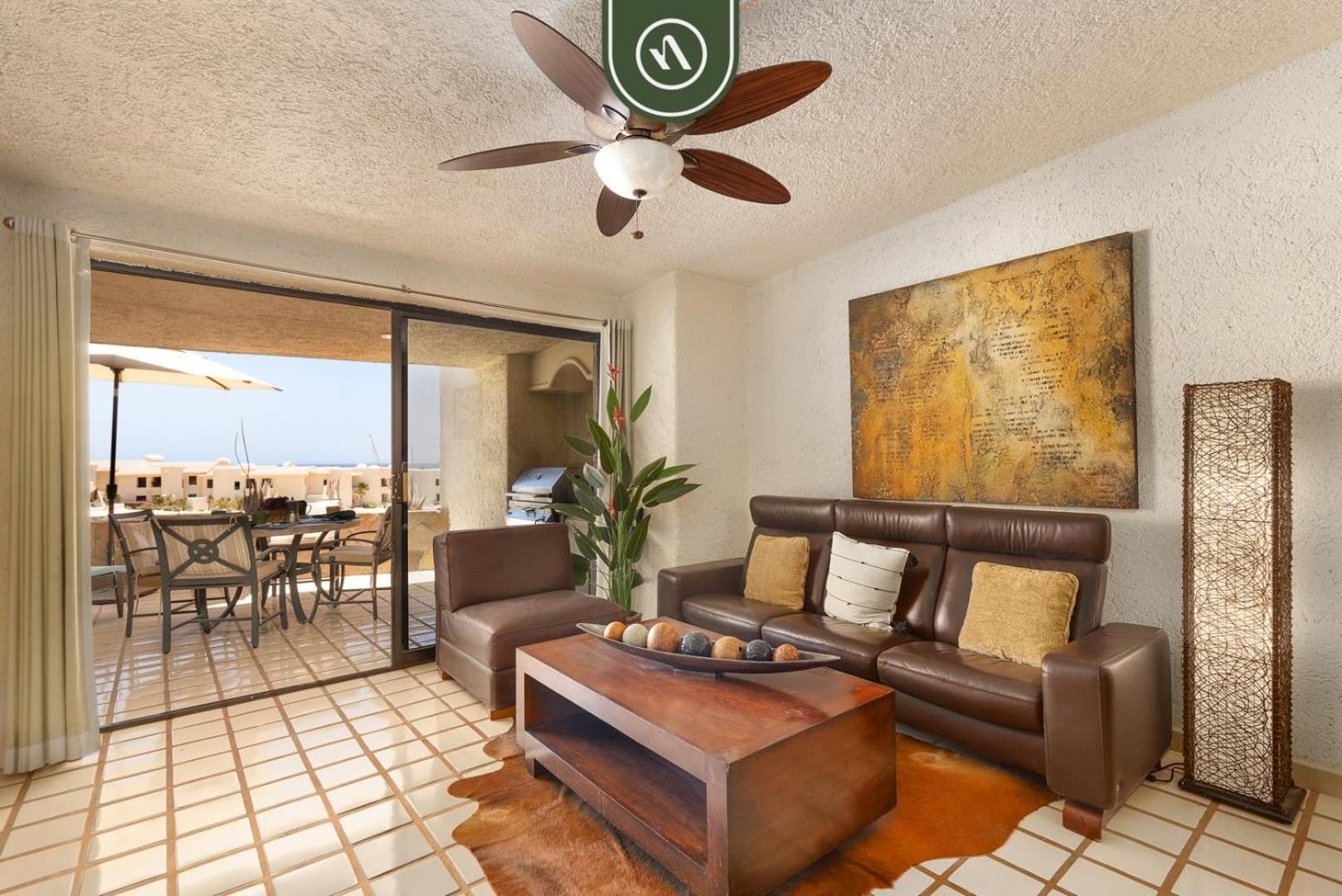 Apartment Oceanfront With Private Balcony - Pool *