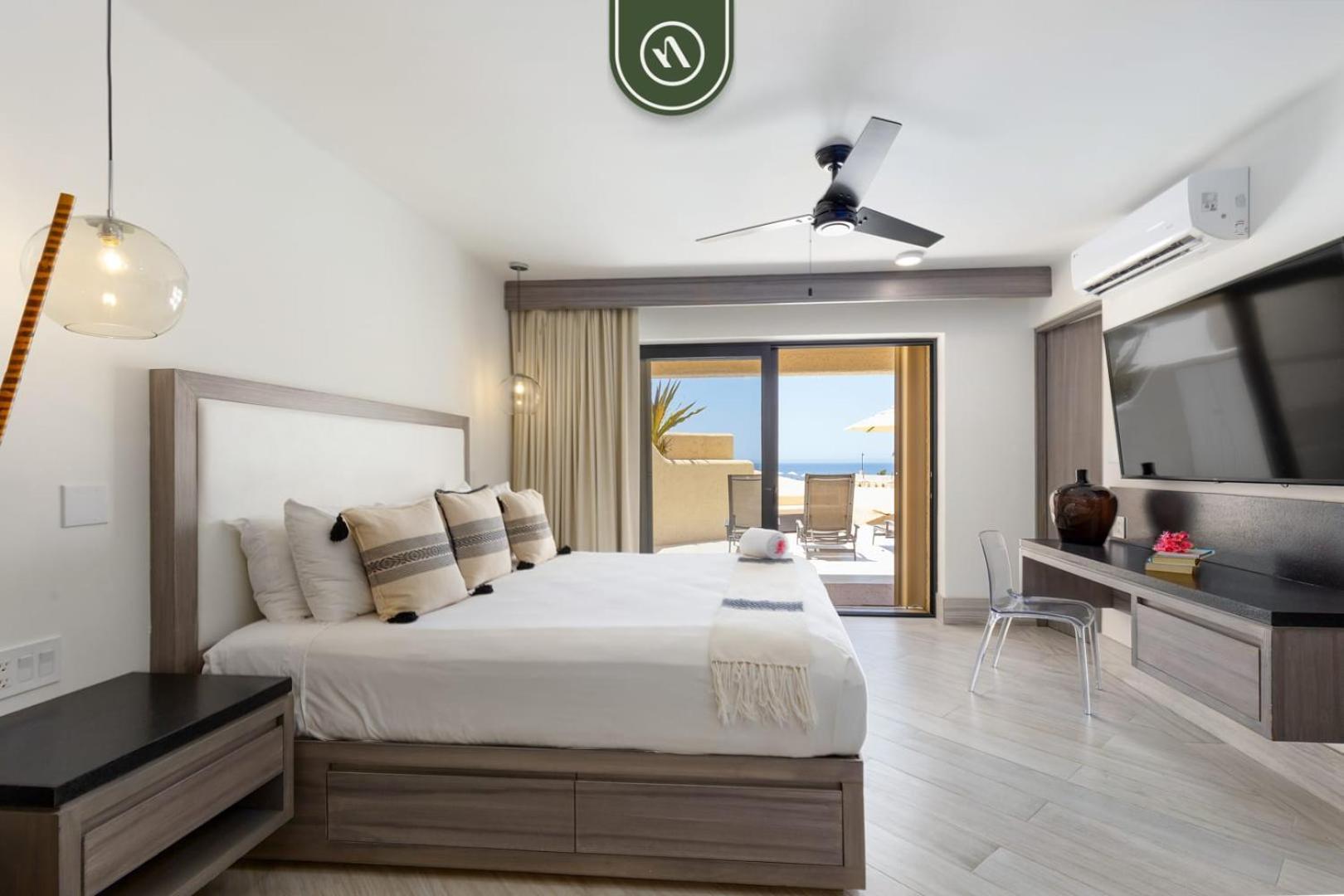 Apartment Beachview 3 Bedroom - Oceanfront Pool -