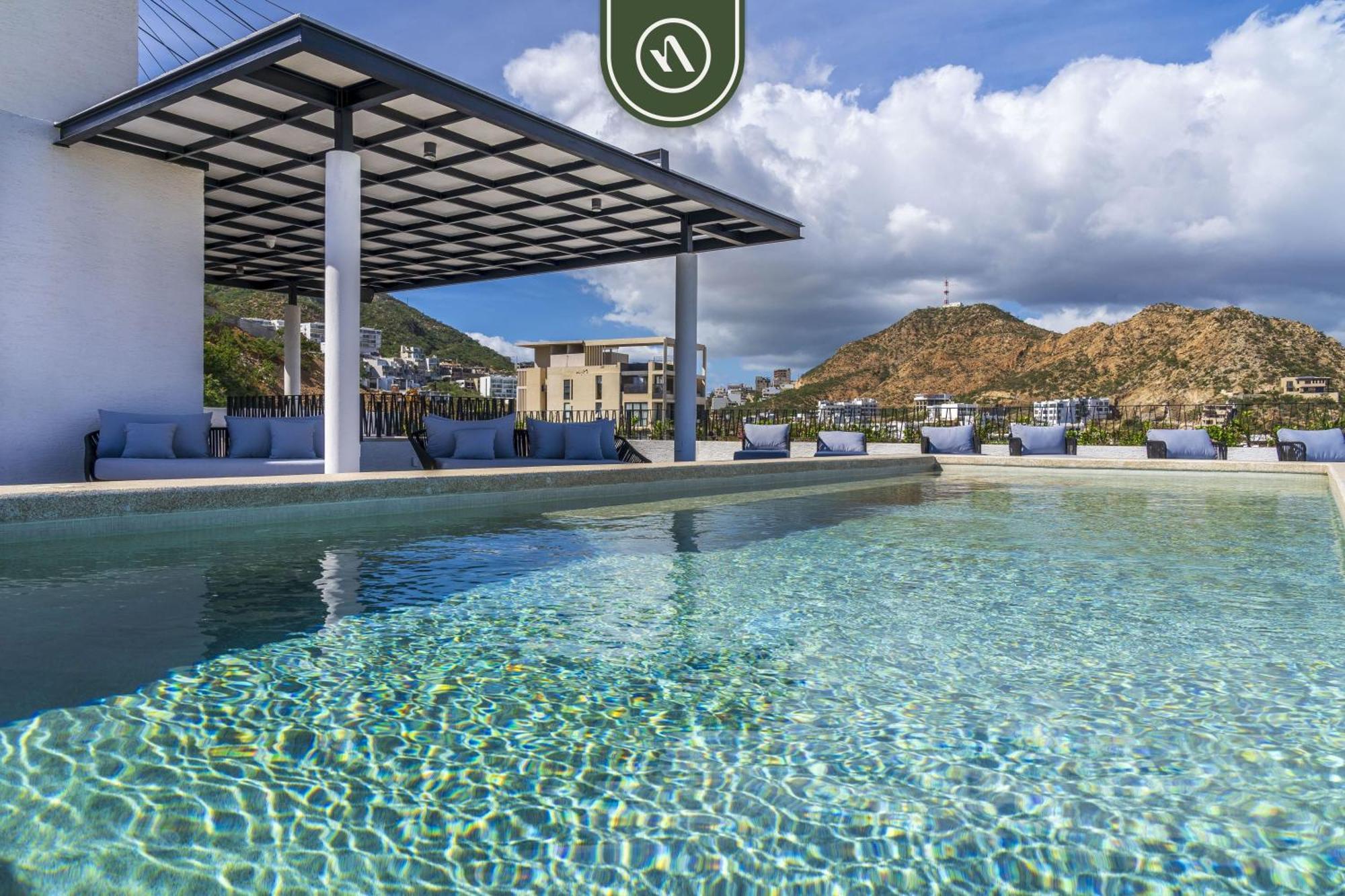 Amazing - Terrace Overlooking The Marina Cabo San Lucas