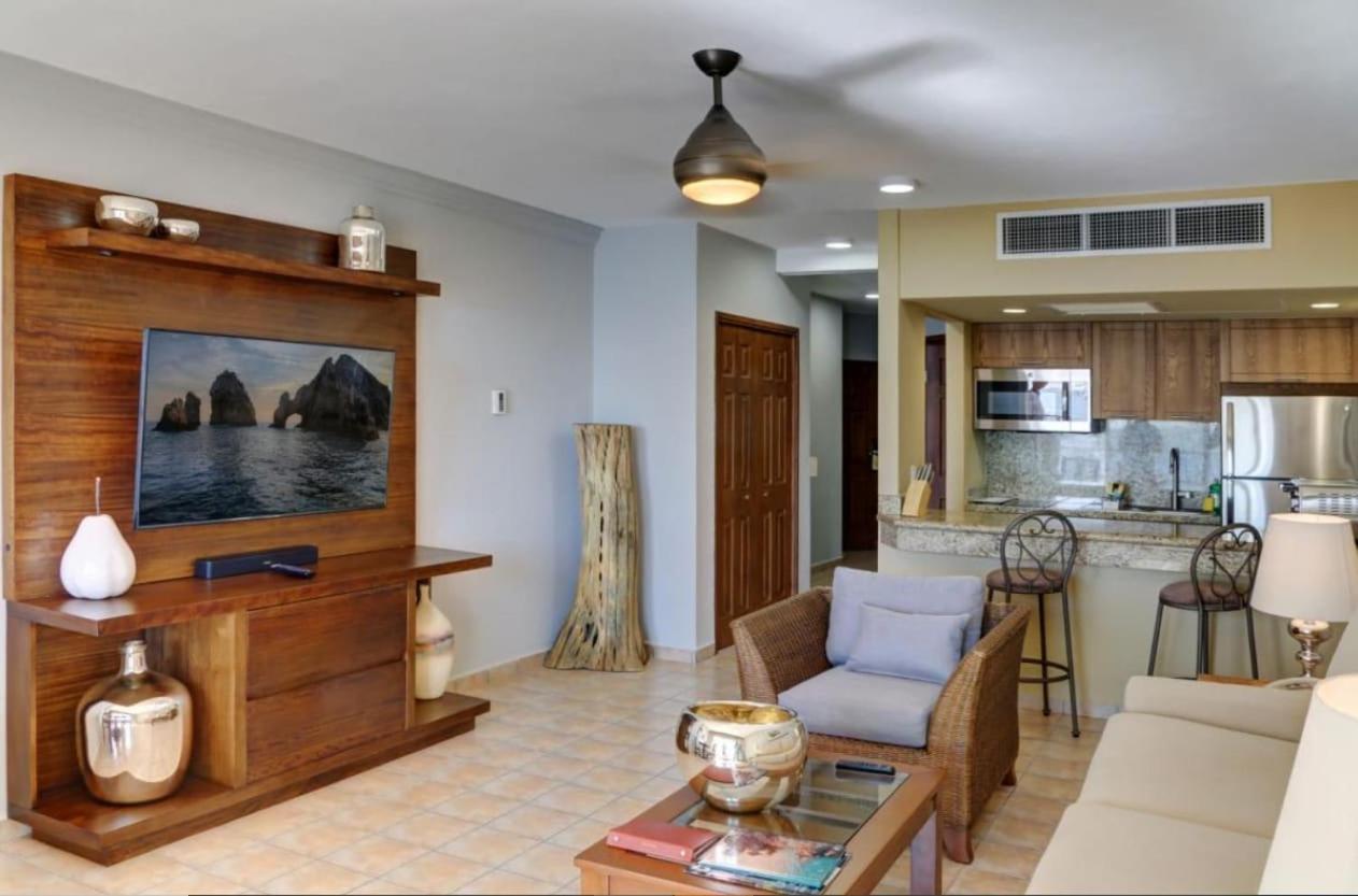2bd Del Palmar: Cabo Luxury *