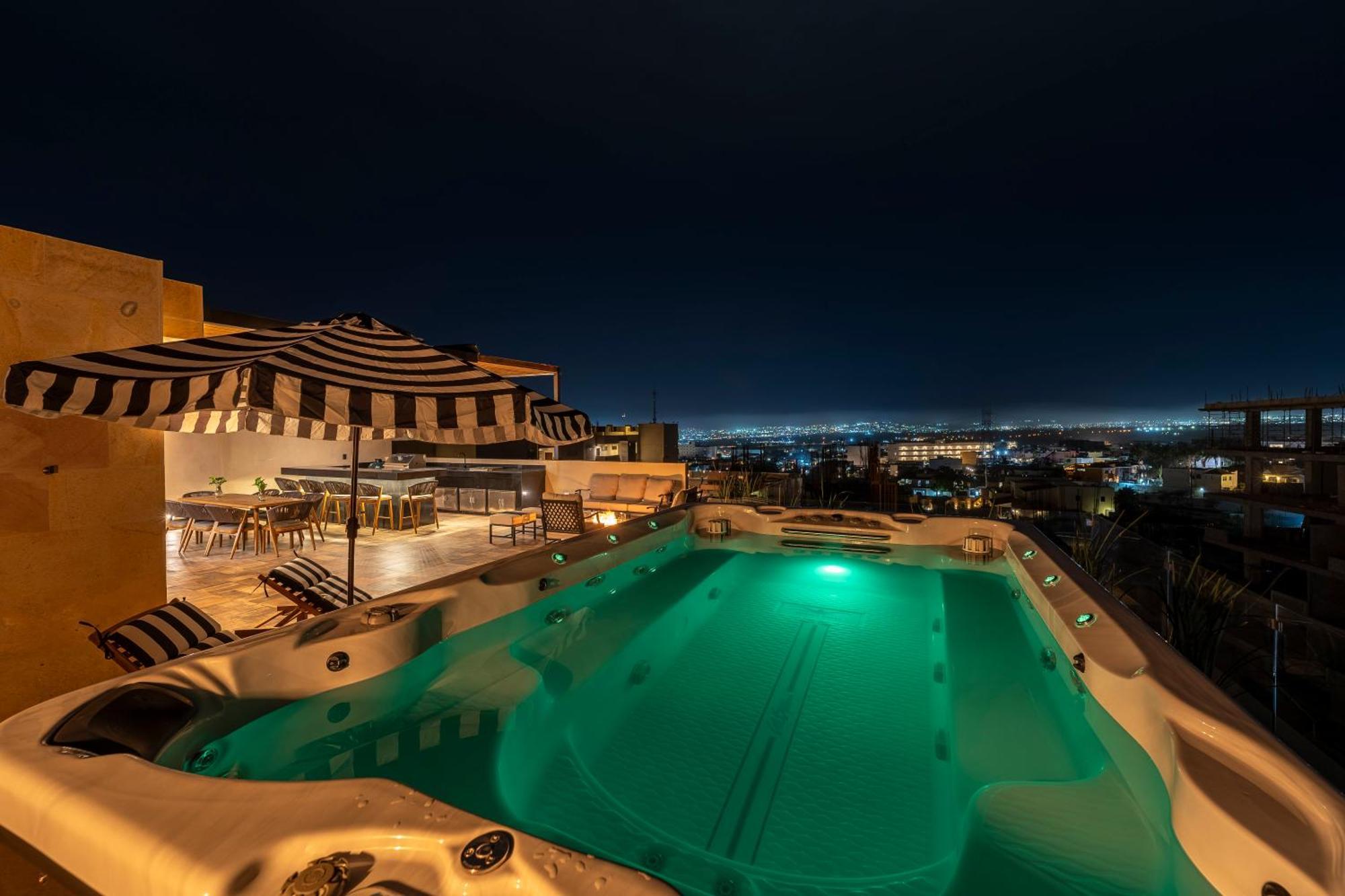 Penthouse With Private Jacuzzi In San Lucas Cabo San Lucas