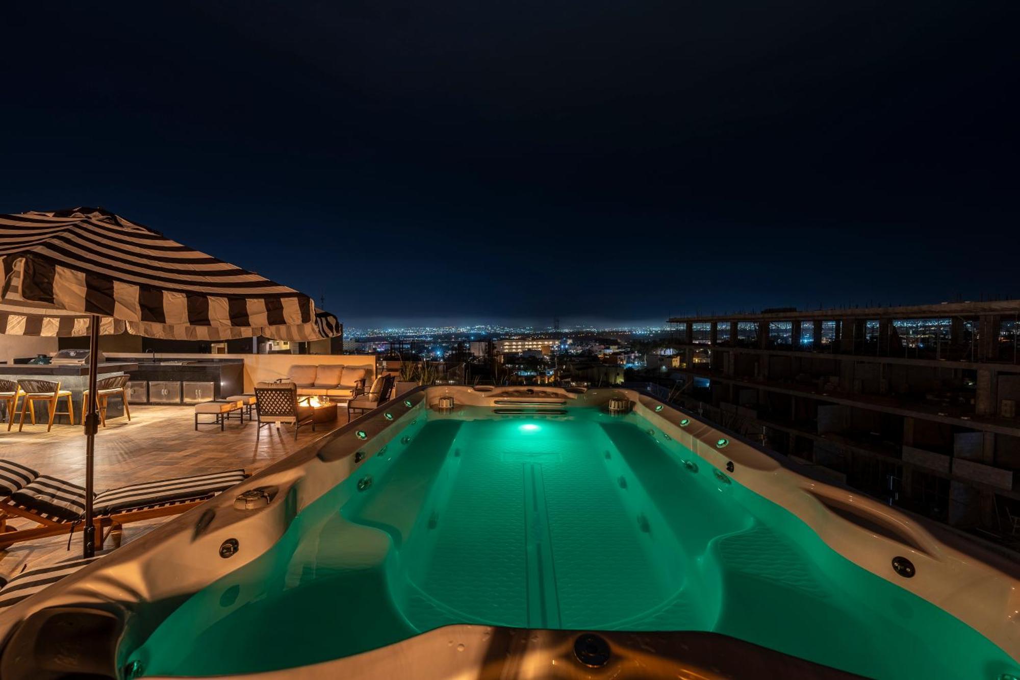 Apartment Penthouse With Private Jacuzzi In San Lucas *
