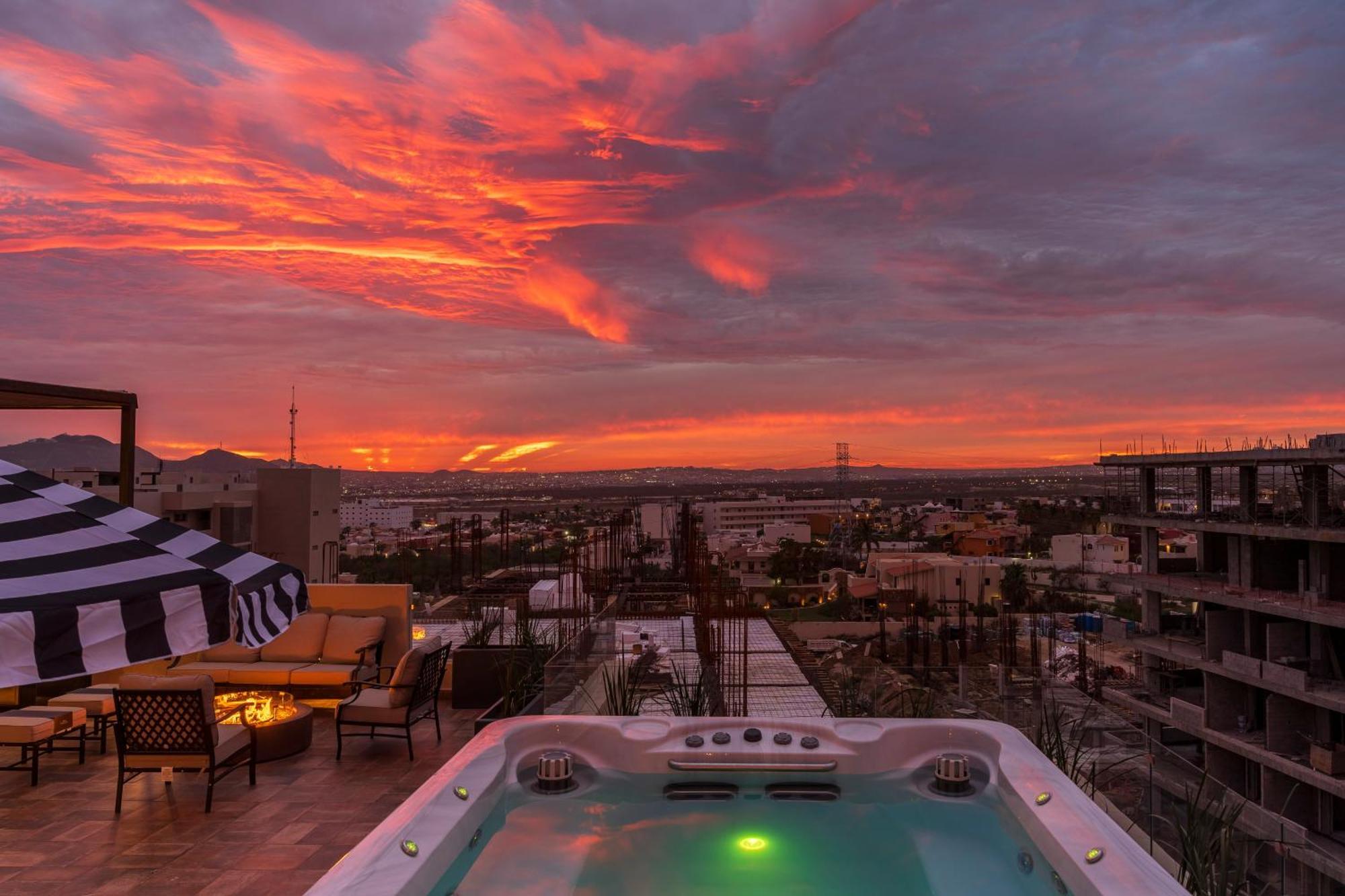 Penthouse With Private Jacuzzi In San Lucas * Cabo San Lucas