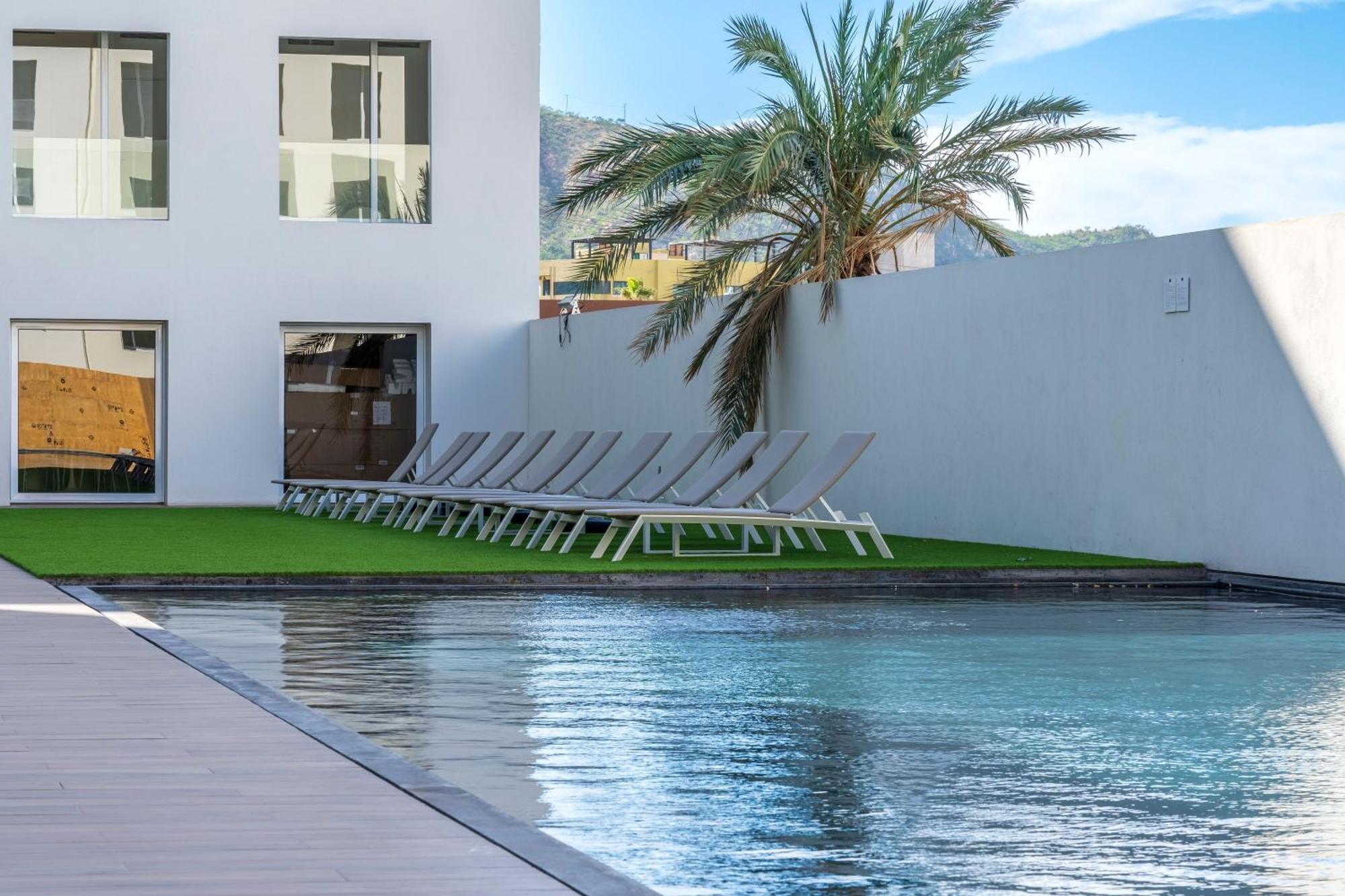 Luxury With Pool And Jacuzzi On Terrace In Medano Apartamento