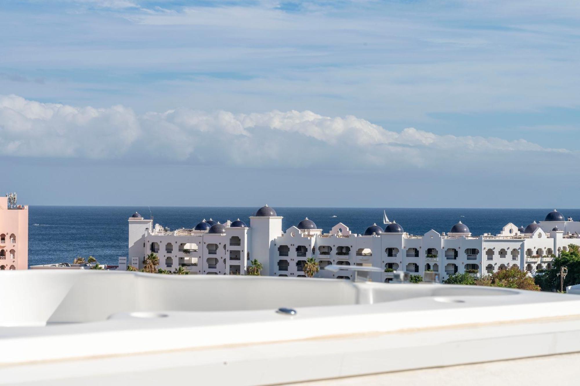 Luxury With Pool And Jacuzzi On Terrace In Medano Apartamento *