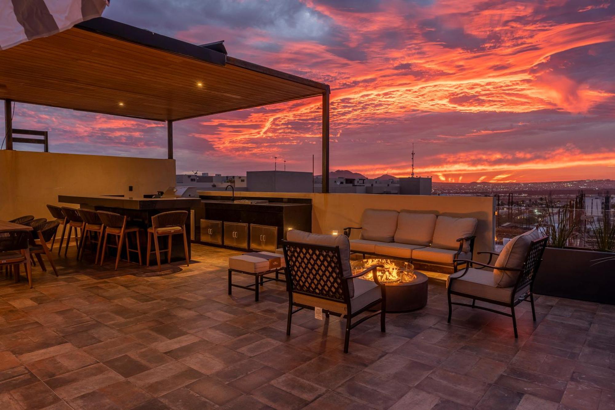Apartment Penthouse With Private Jacuzzi In San Lucas