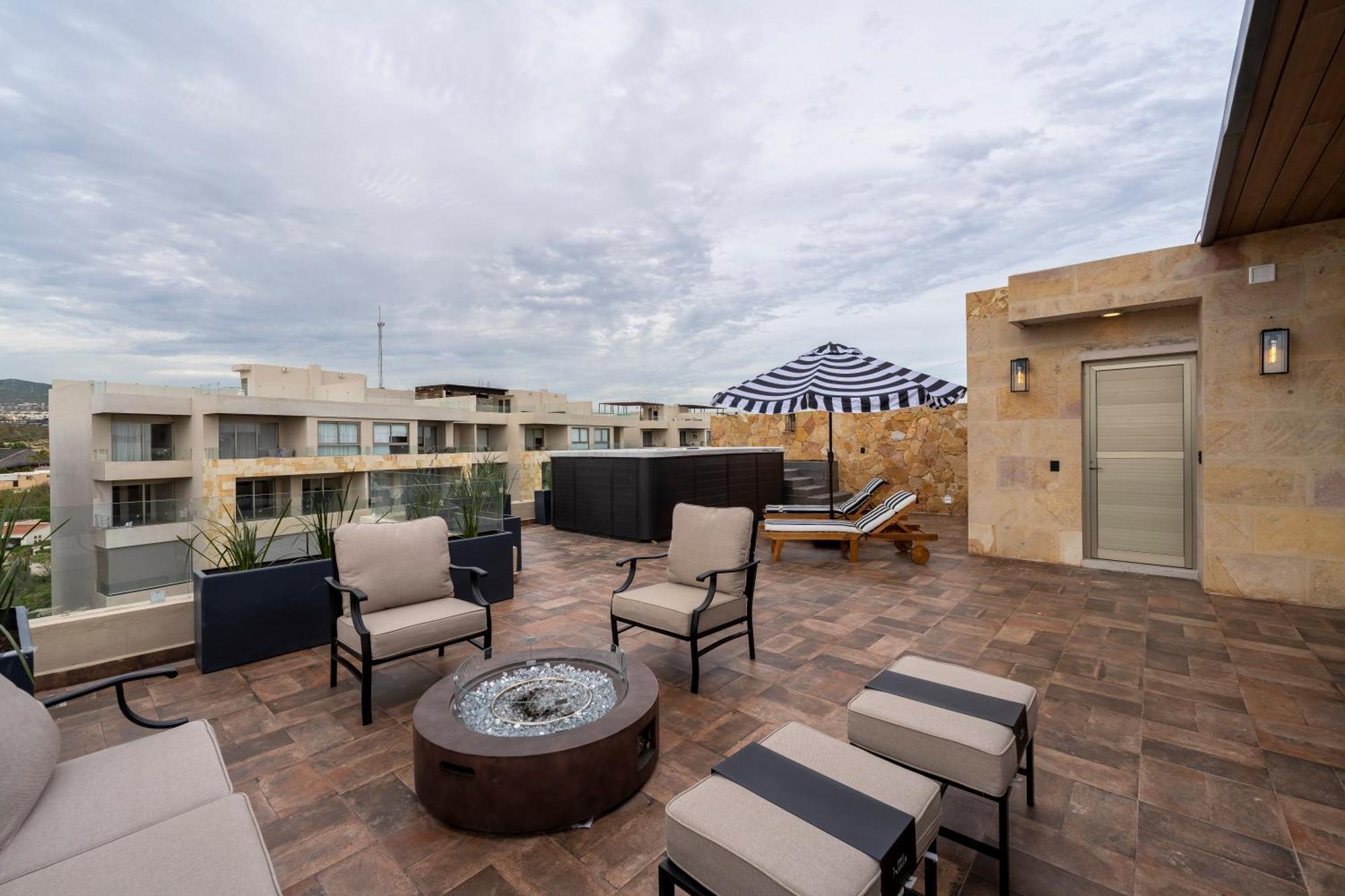 Penthouse With Private Jacuzzi In San Lucas Cabo San Lucas