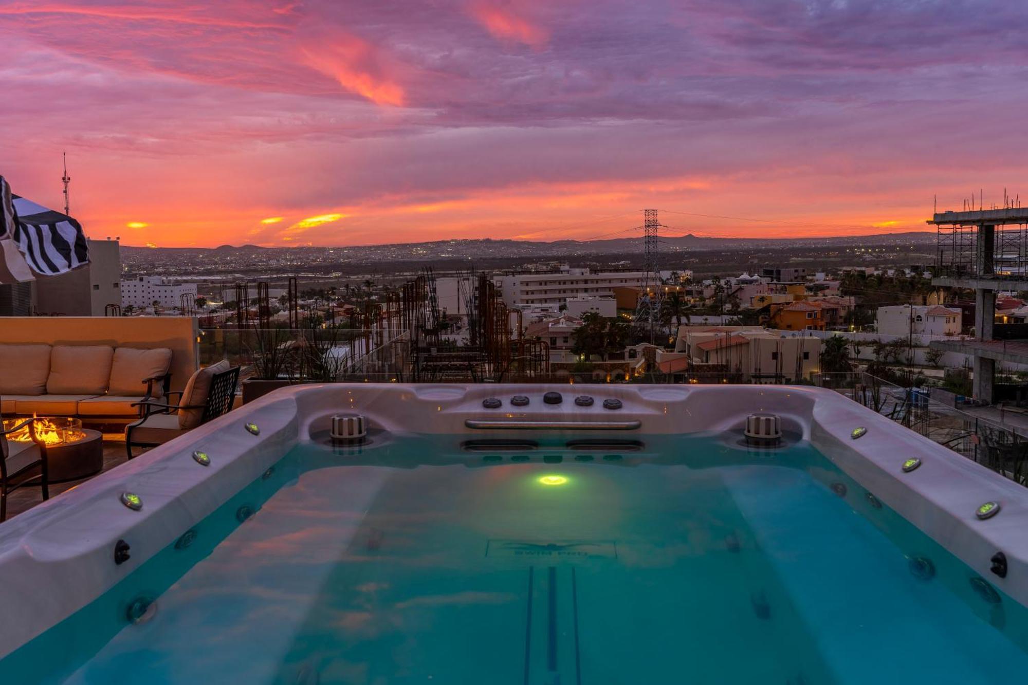 Penthouse With Private Jacuzzi In San Lucas * Cabo San Lucas