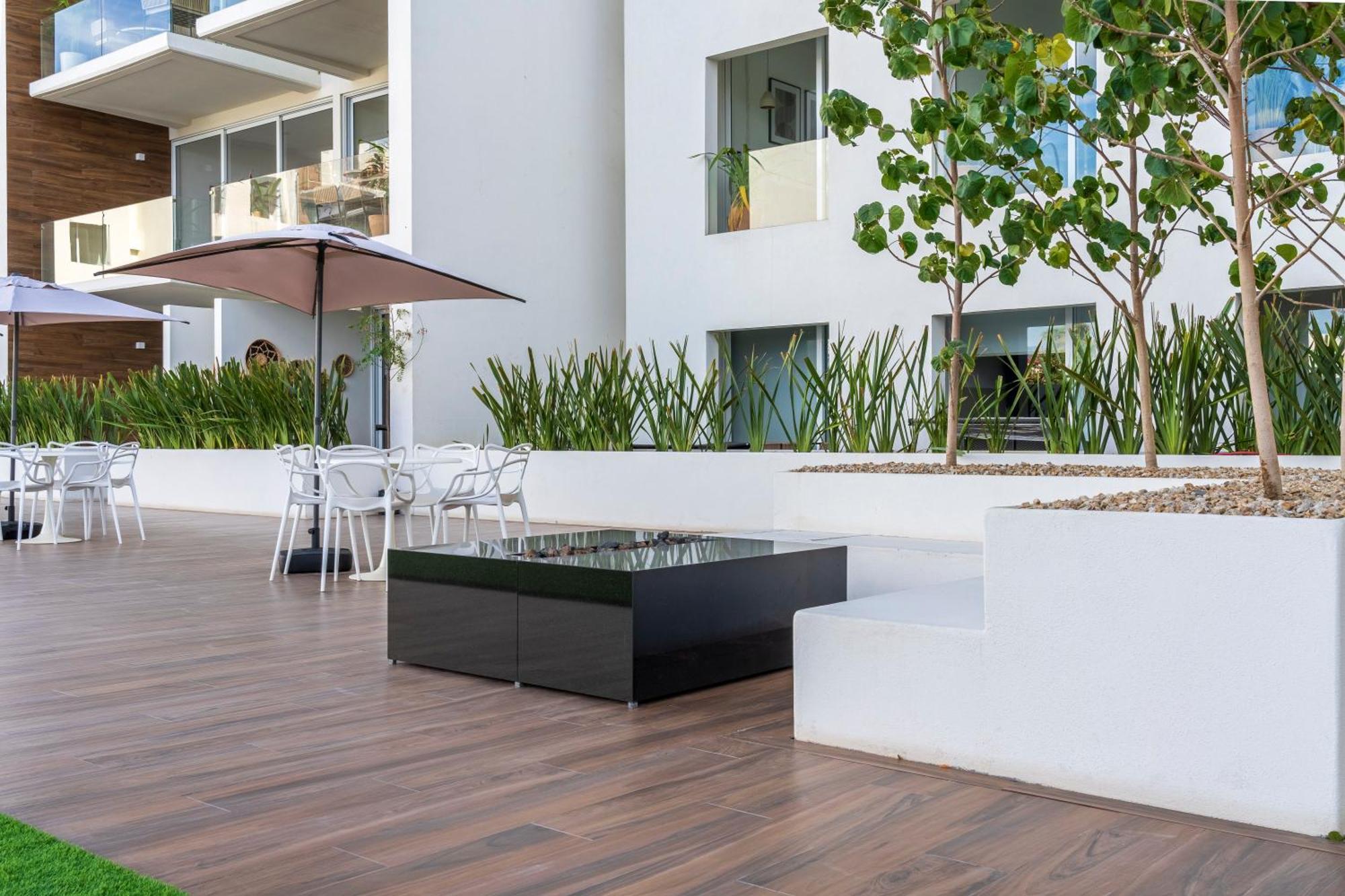 New Penthouse In Medano With Jacuzzi And Terrace Cabo San Lucas