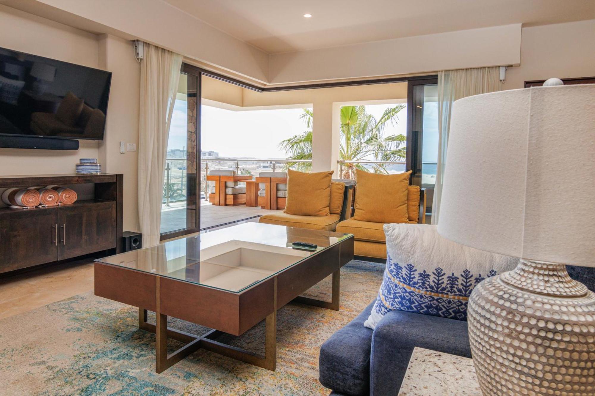 Oceanfront Chic Retreat Studio-golf-spa-jacuzzi & More! Apartment *