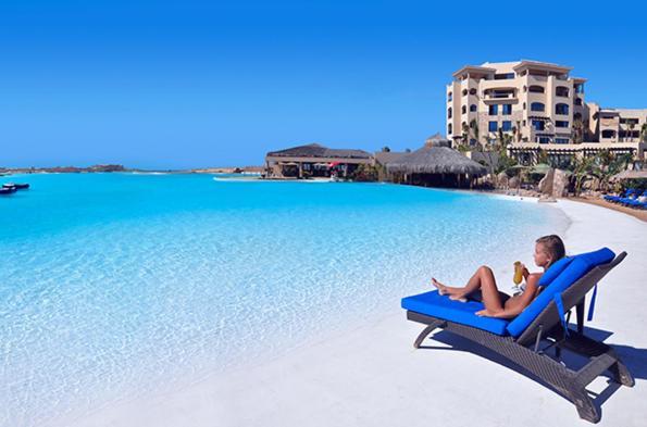 Oceanfront Chic Retreat Studio-golf-spa-jacuzzi & More! Apartment Cabo San Lucas