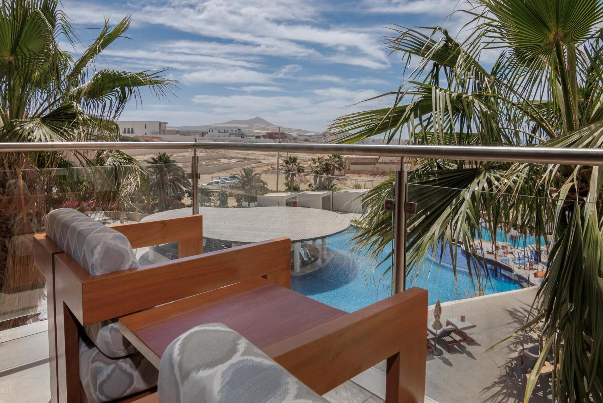 Apartment Oceanfront Chic Retreat Studio-golf-spa-jacuzzi & More!