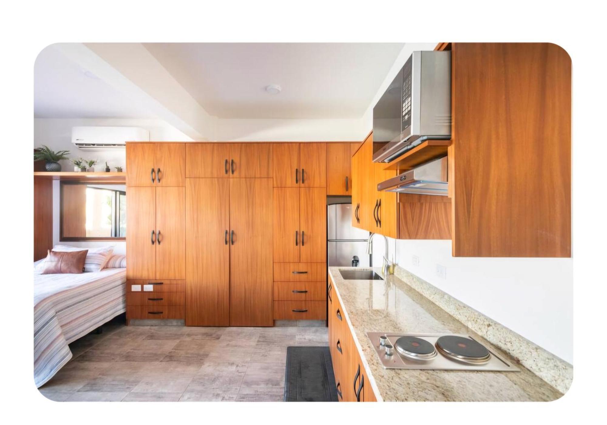 Marina Cabo Plaza Unit 107a *