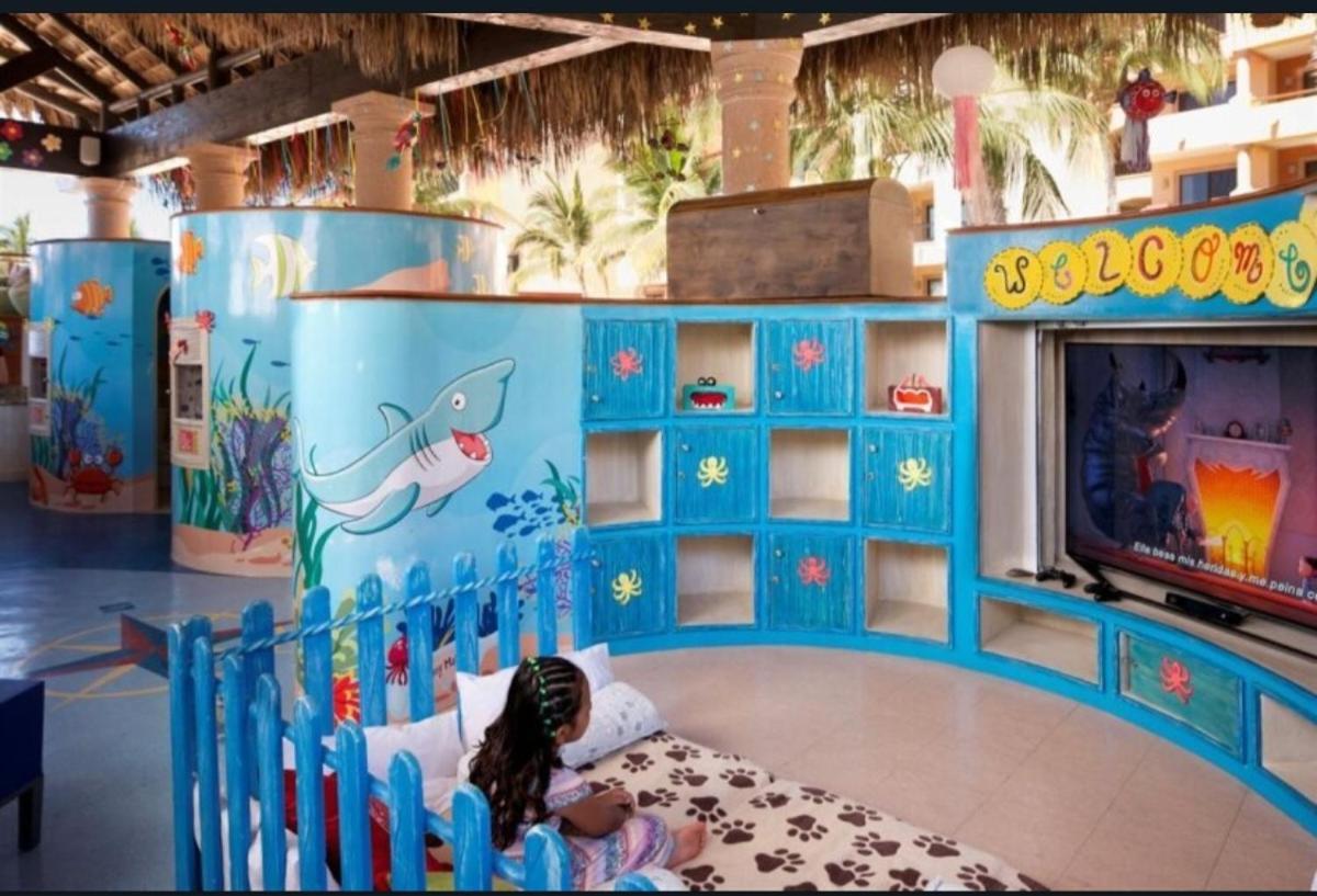 Beach Resort Suite Resort