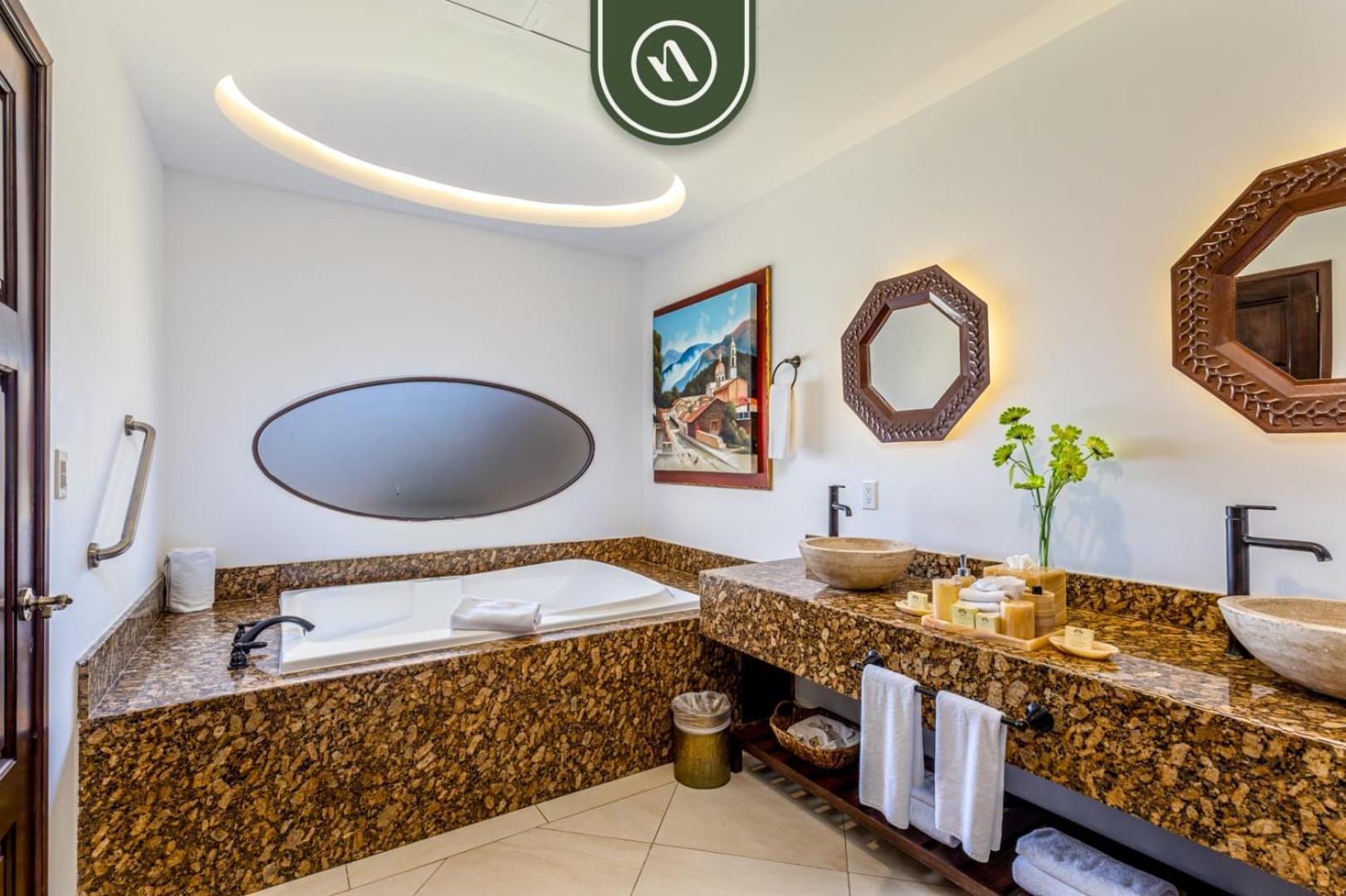 Apartamento Great House With Private Balcony - Ocean View *