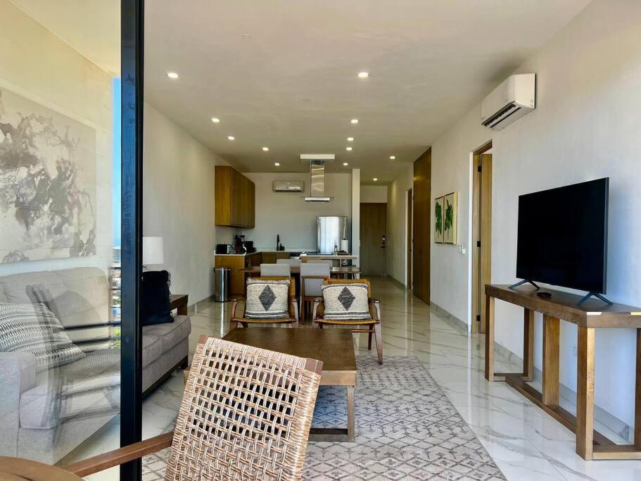 Elegant Oceanview Near Dt Apartment *