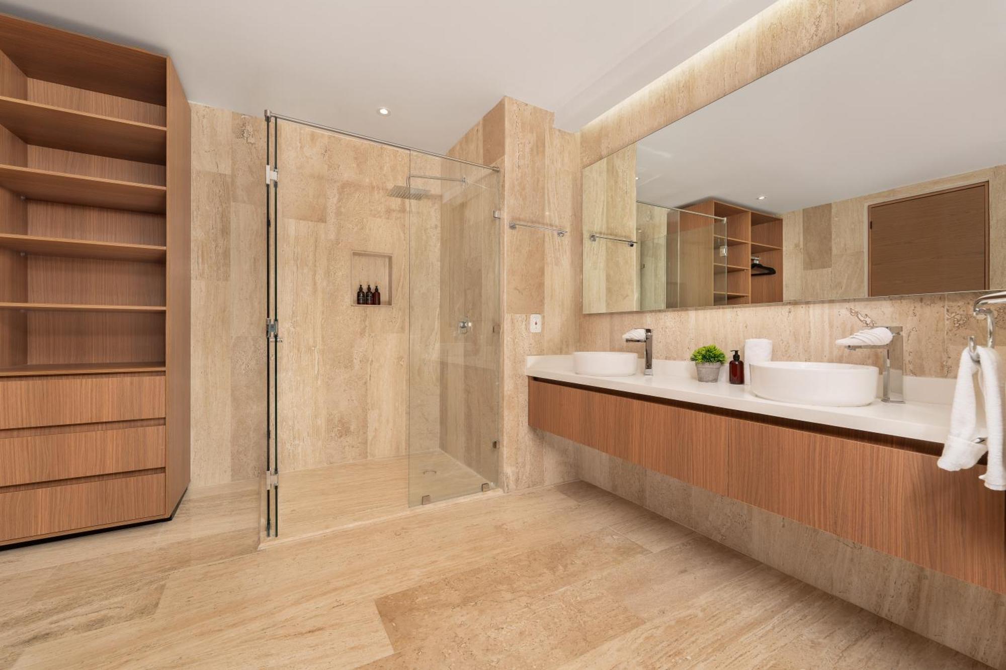 Mistiq Cabos Apartment