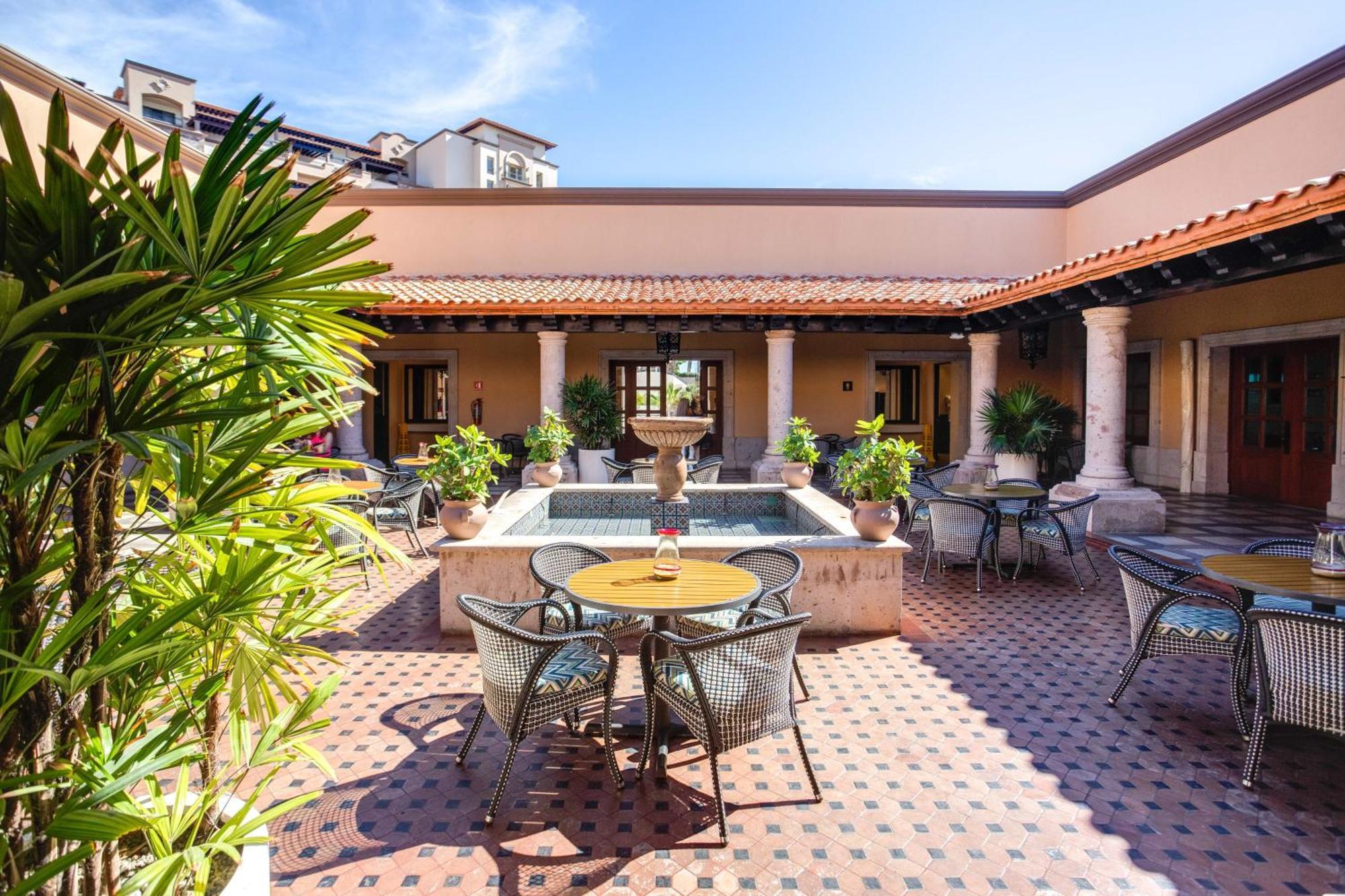 Holiday home Pueblo Bonito With View Less Than 3 Km To Quivira Golf!