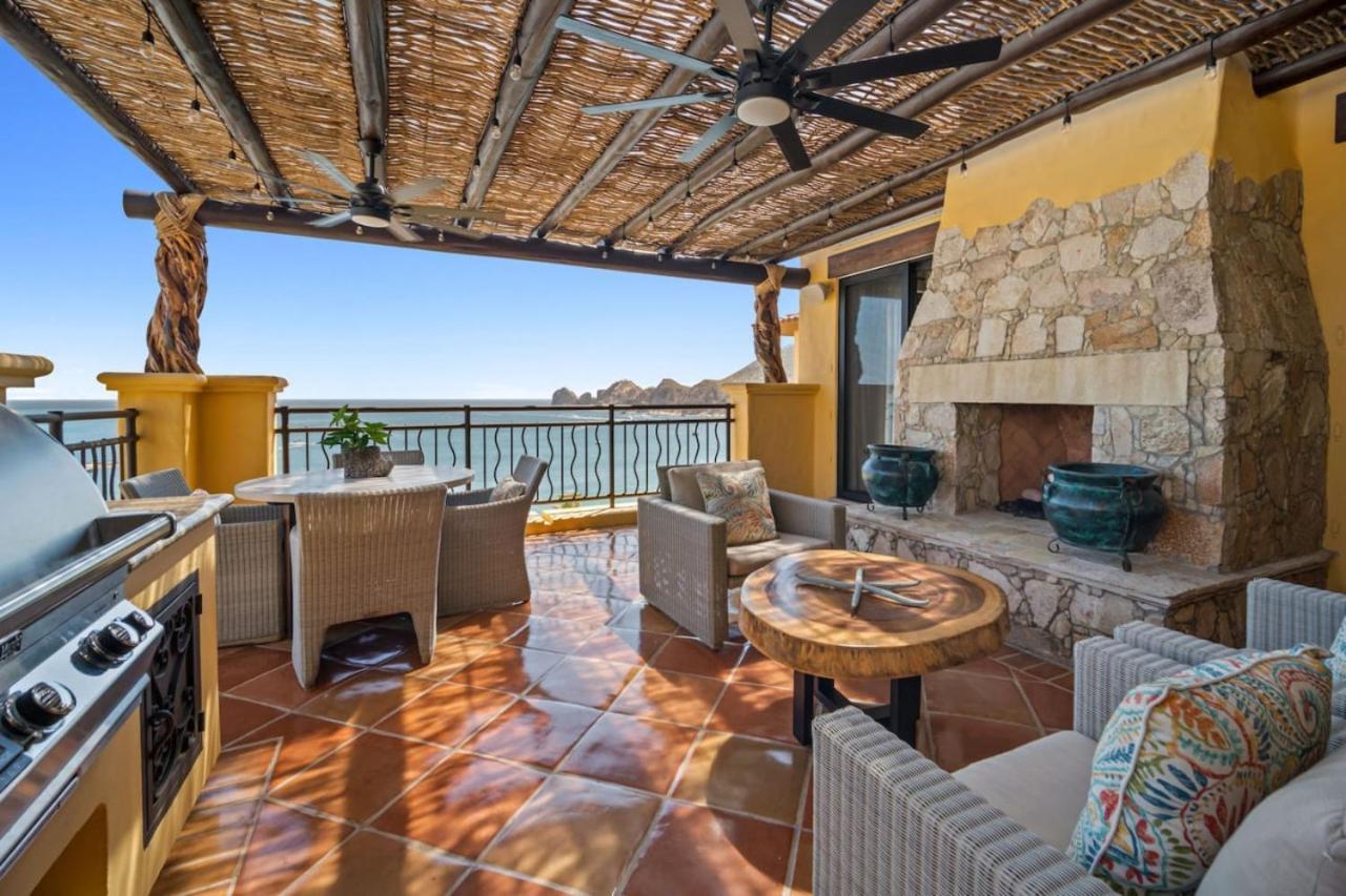 Holiday home 4bd 2-level Penthouse 5-star Beachfront Paradise. Cabo San Lucas