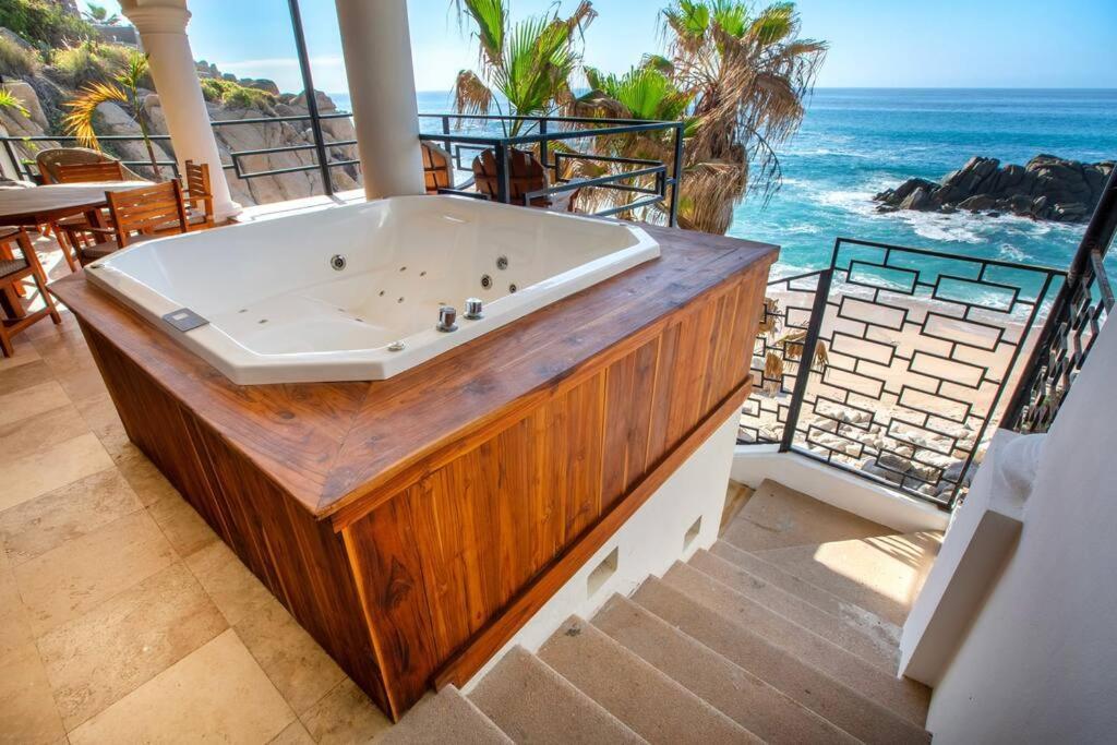 Front Casa Bruma Jacuzzi With Massage * Cabo San Lucas
