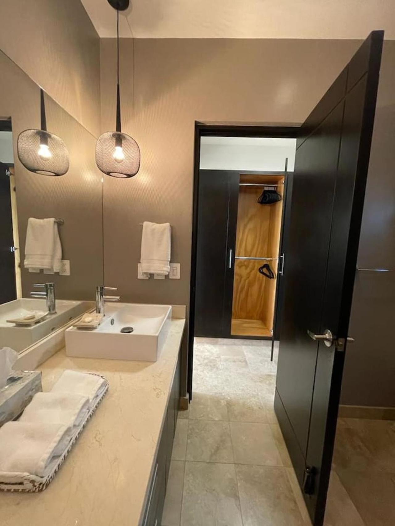 Stunning 2br Oceanview Contemporary In Cabo Cabo San Lucas