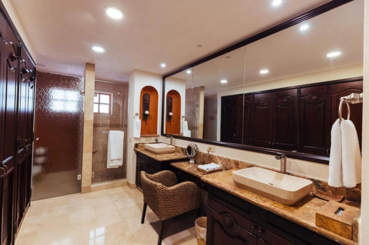 Beachfront, Premium Ocean View, Vle 1305 Cabo San Lucas