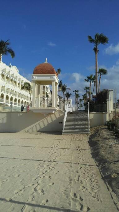 Cabo Bahia Del Tezal * Cabo San Lucas