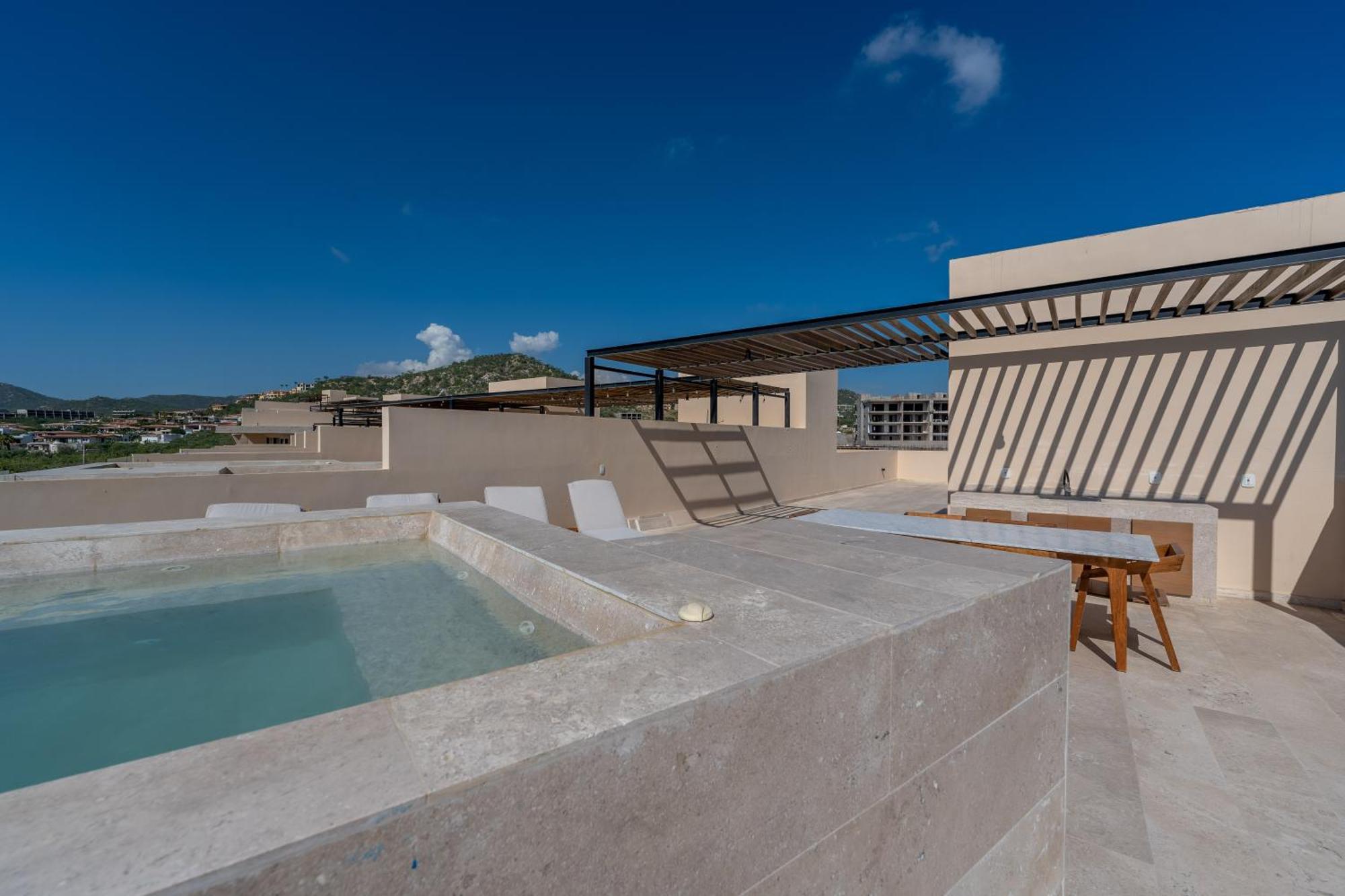 Mistiq Cabos Apartment *