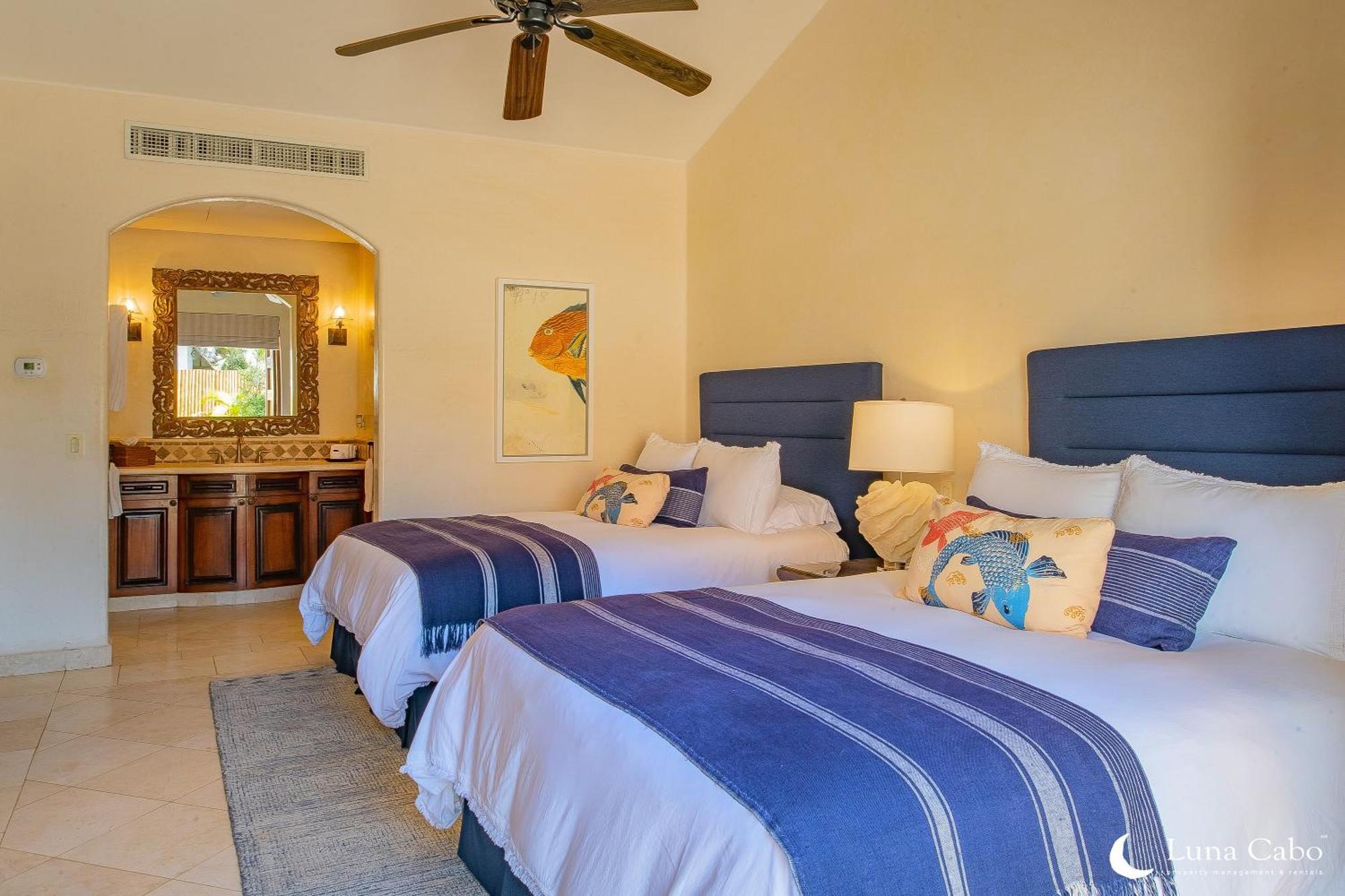 Seaside Escape With Stunning Views & Private Pool Сasa de vacaciones *