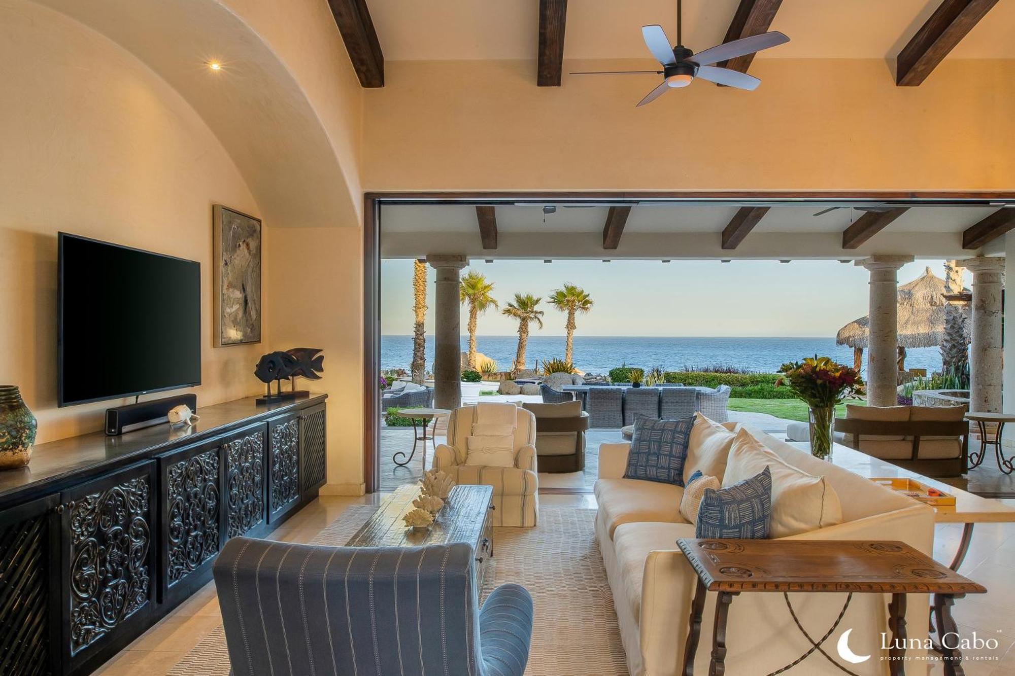 Seaside Escape With Stunning Views & Private Pool Сasa de vacaciones Cabo San Lucas
