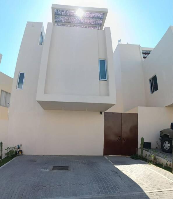 Residencia Familiar En Cabos *