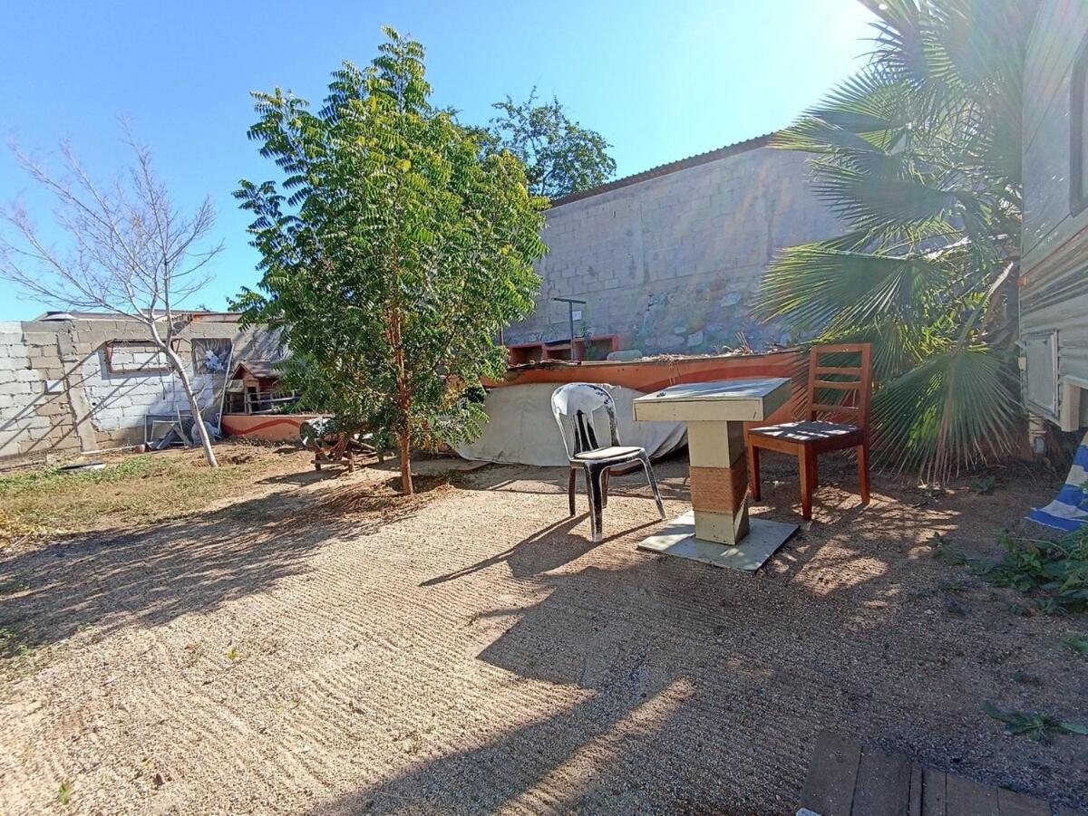 Peaceful And Cozy Camper In The Center With Private Patio Apartment