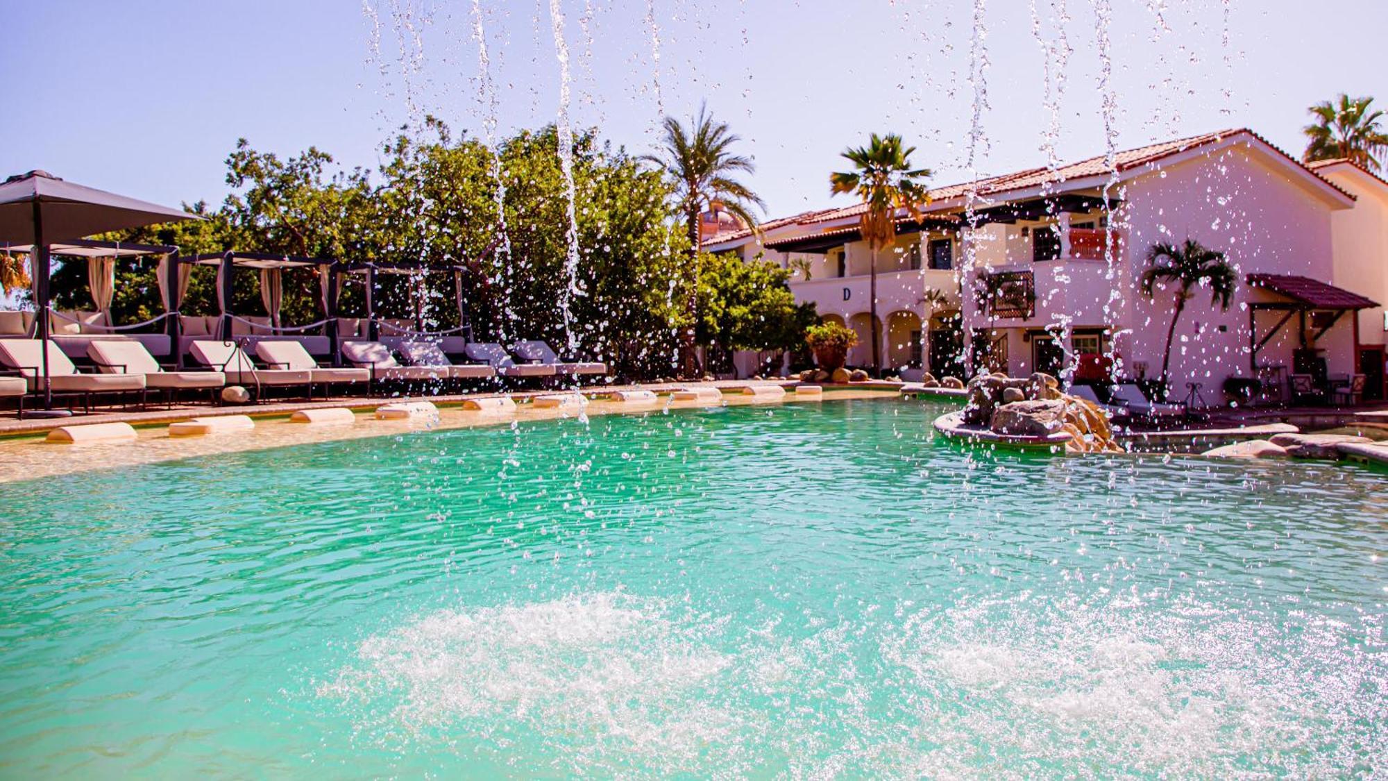 Cabos Golf Resort 4*