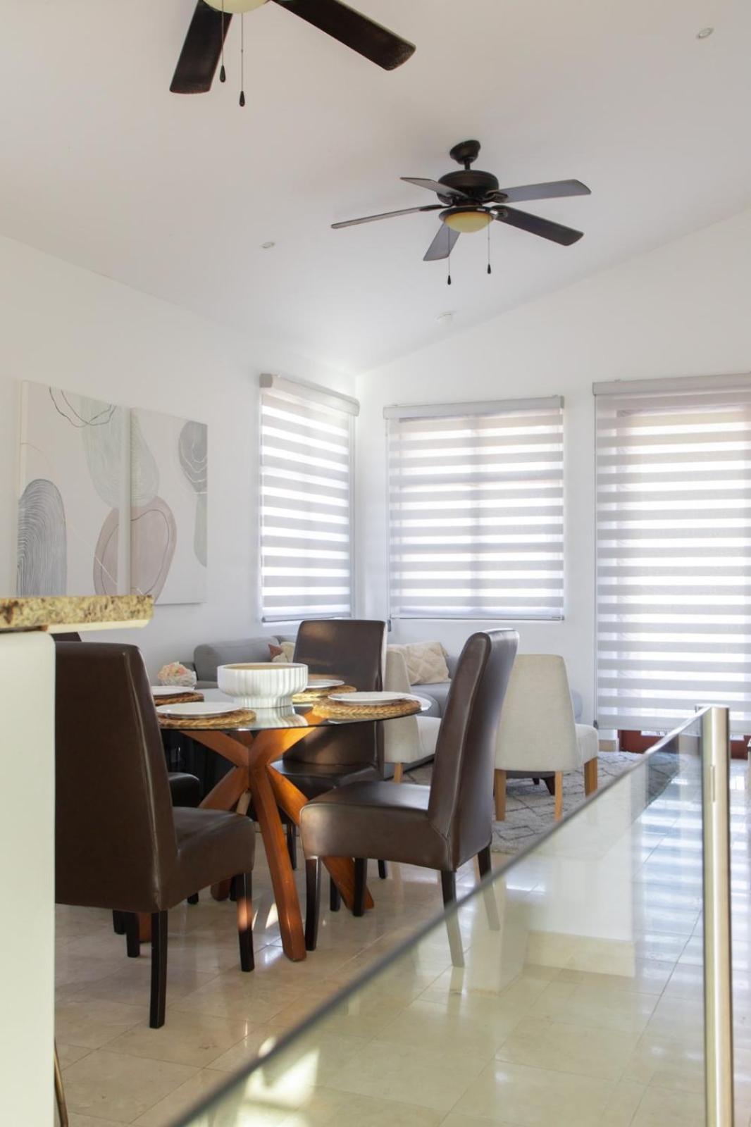 Familyhome, Private Hottube&garden, Medanobeach10min *