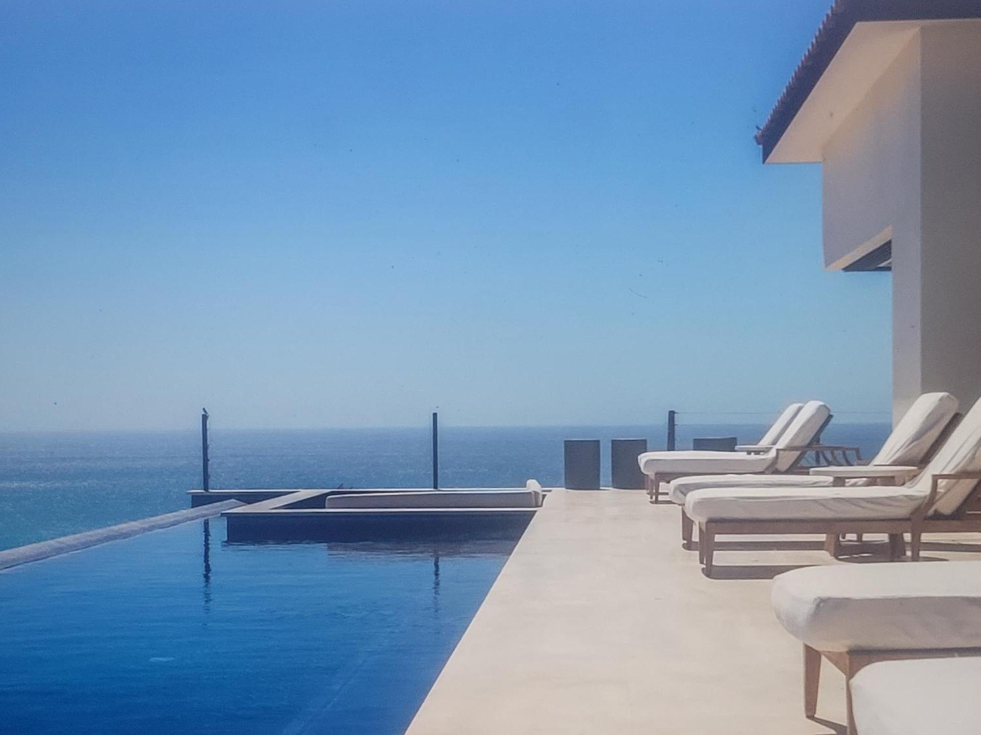 Escape To Paradise