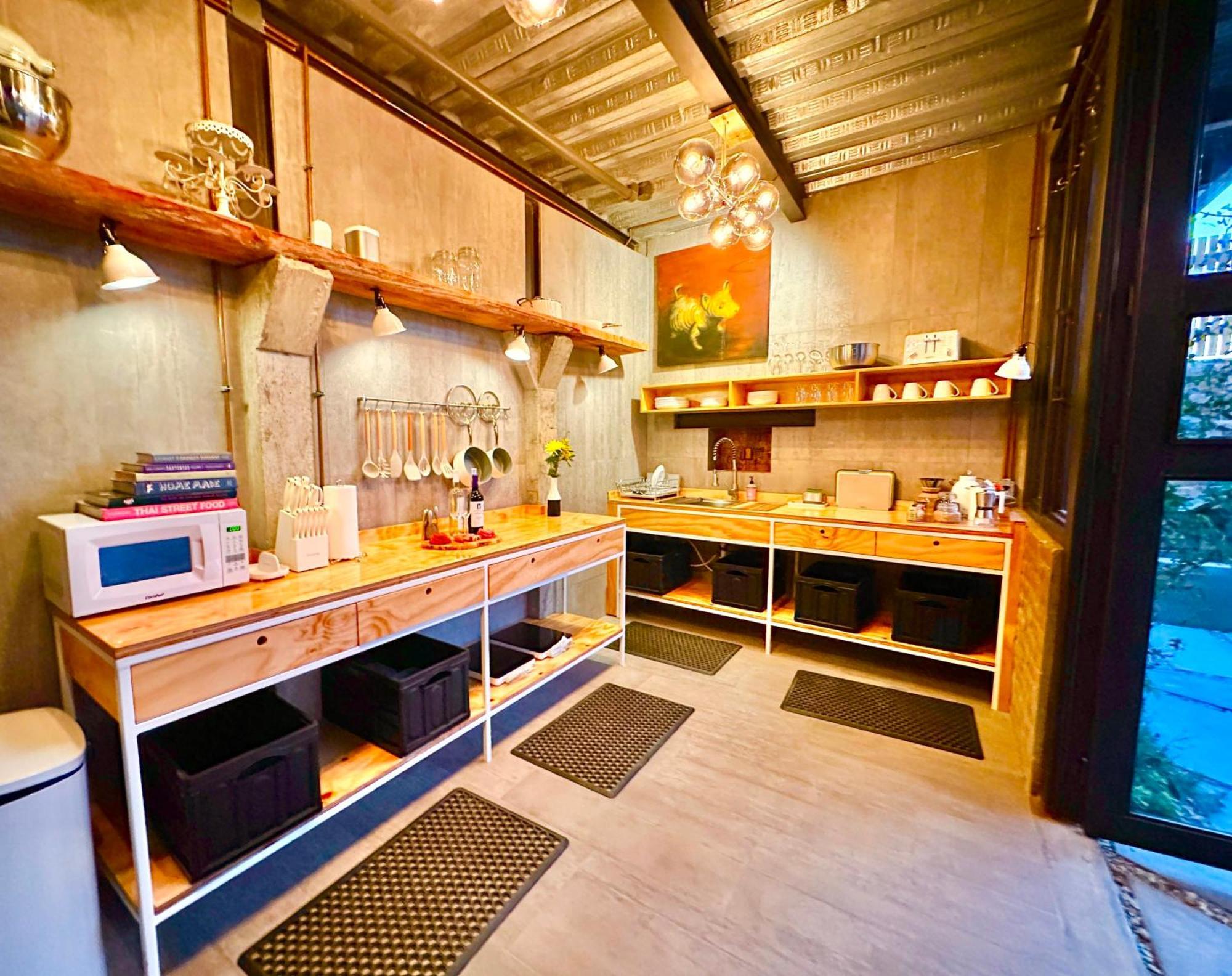 A Unique Cabo Oasis At The Oliver Apartment