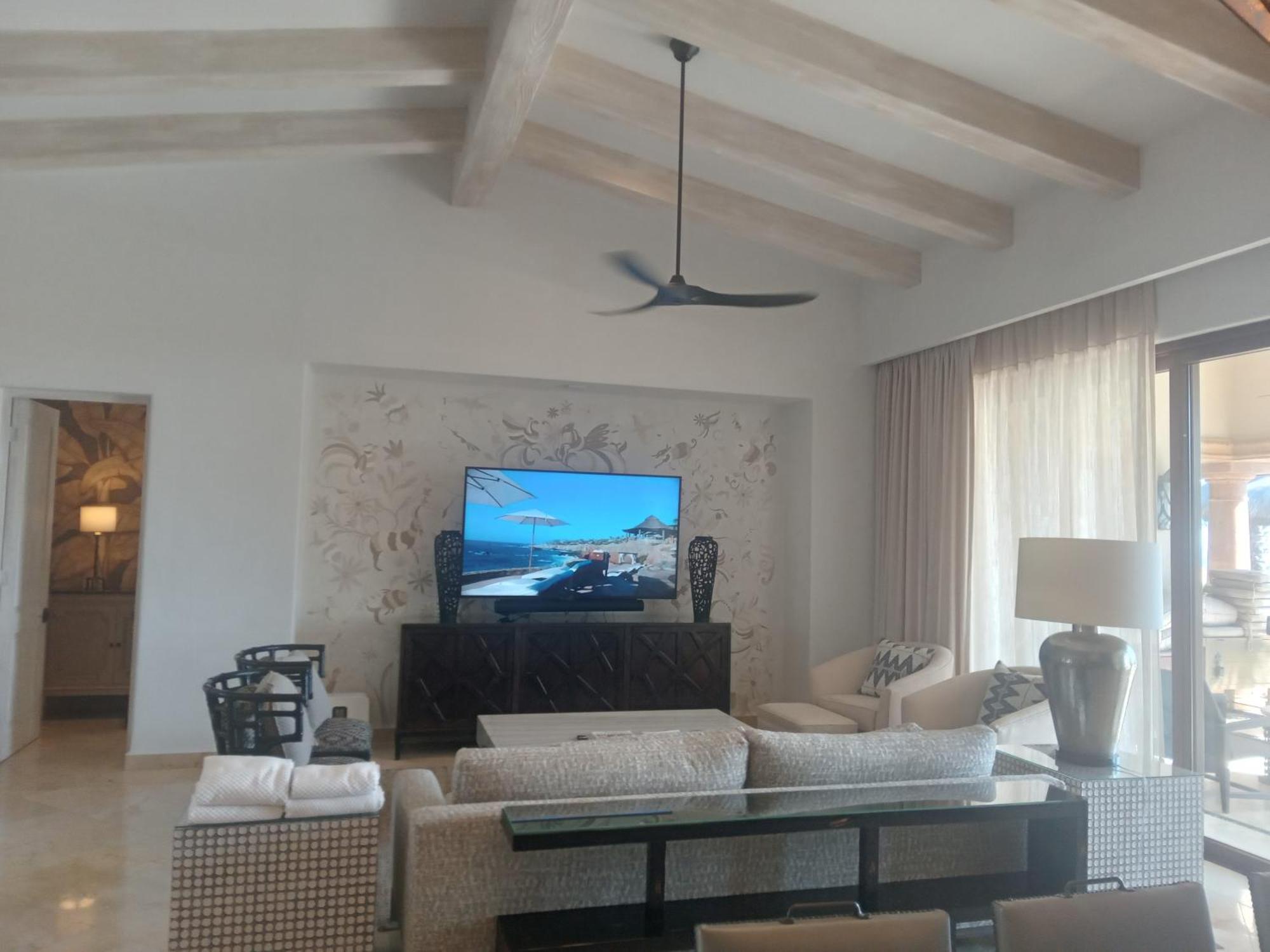 Hacienda La Ballena Resort