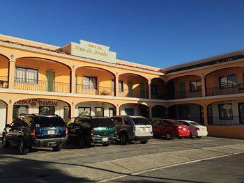 Plaza Dorados Hotel