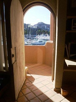 Cabo Marina Apartment