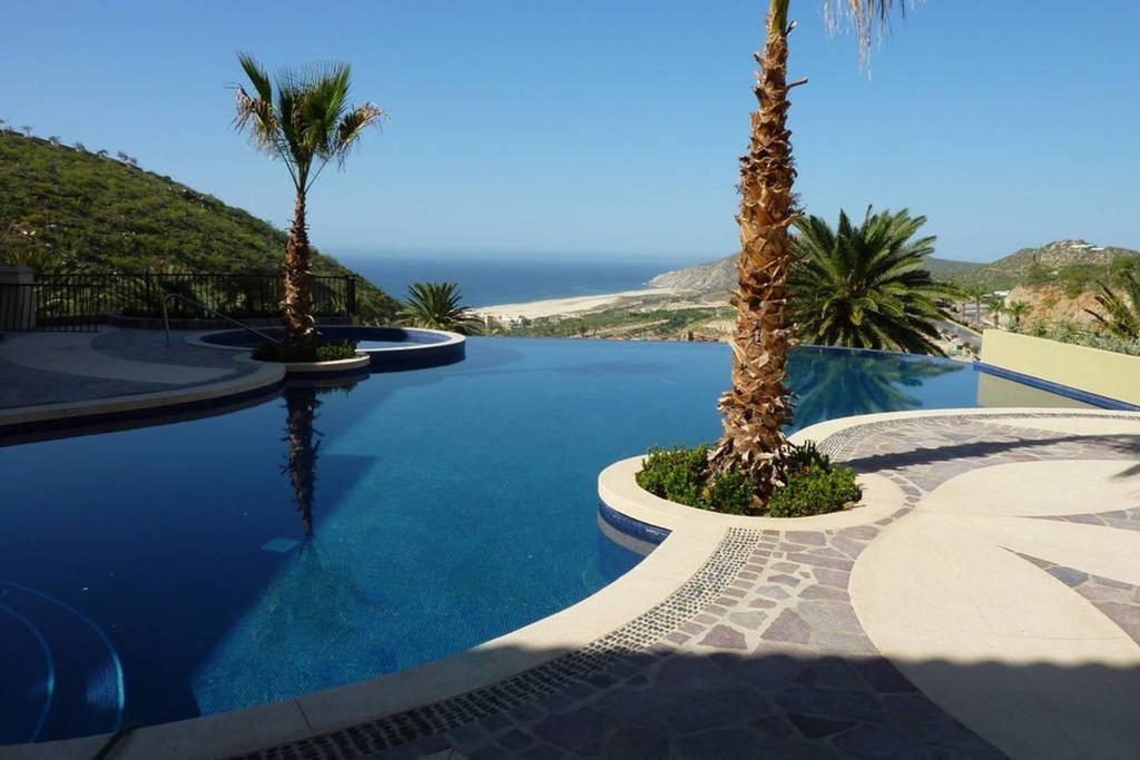 3 Bedroom Ocean View In Villa *