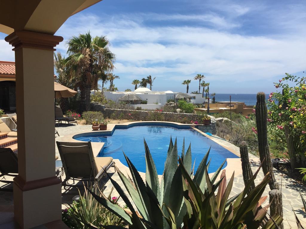 De La Fuente * Cabo San Lucas
