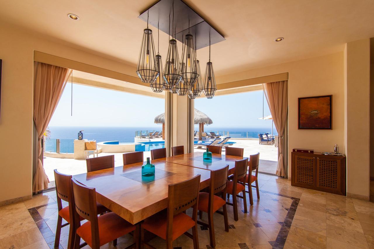 Full Service Stunning Oceanfront At Penasco