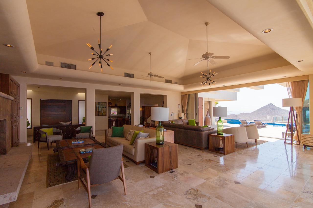 Full Service Stunning Oceanfront At Penasco Villa Cabo San Lucas