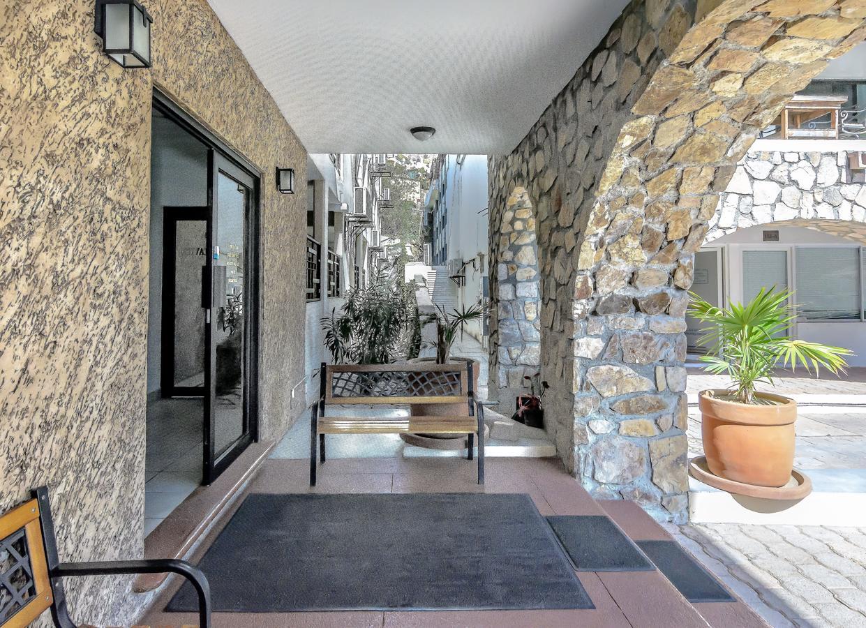 Cabo Sleeps 3 4*
