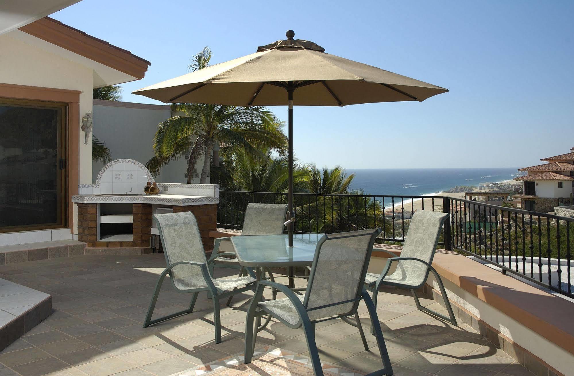 Hotel Casa De *