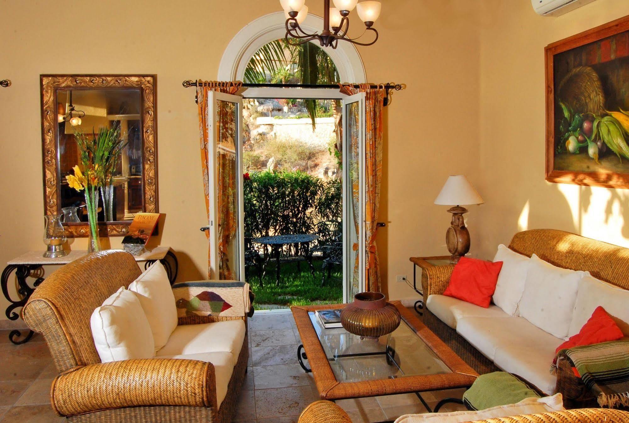 Haydee Hotel 4*