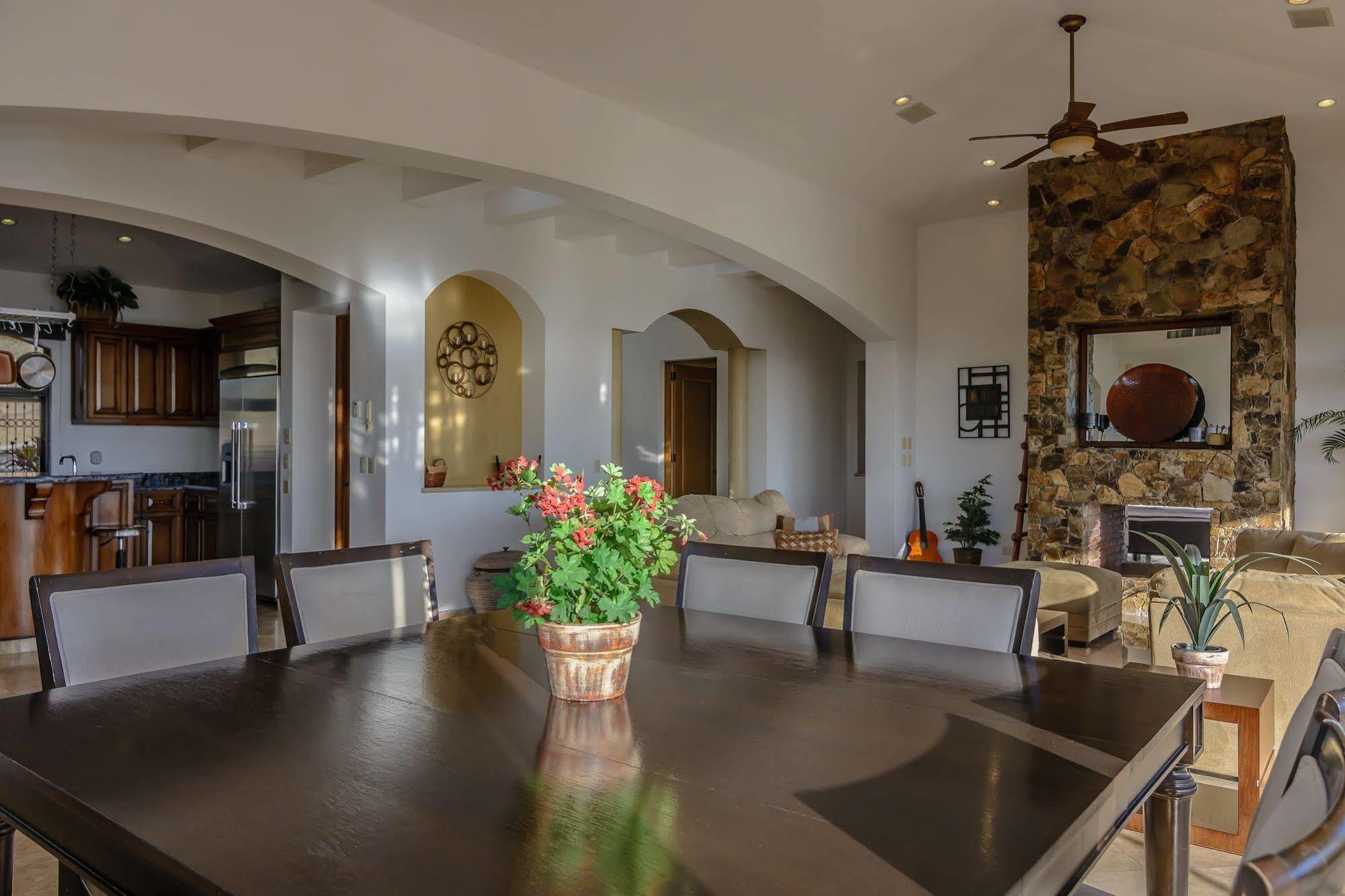 Cabo Vacation Apartment