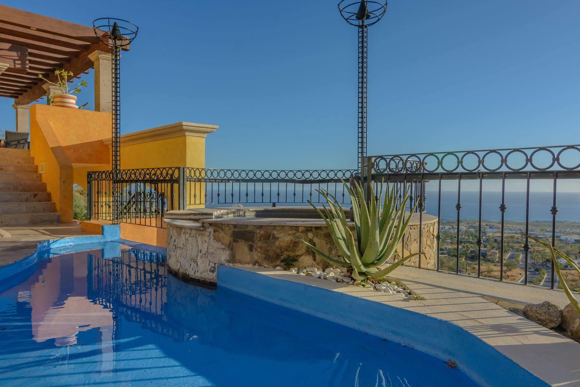 Cabo Vacation Apartment *